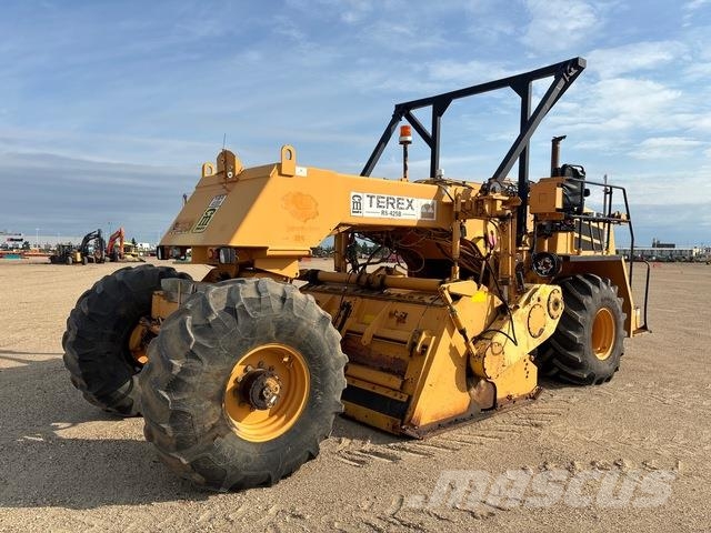 Terex RS-425B Nabijači zemlje