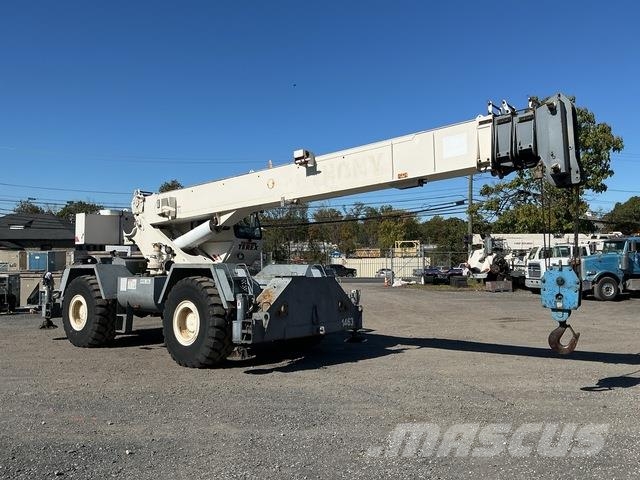 Terex RT335-1 ラフテレーンクレーン