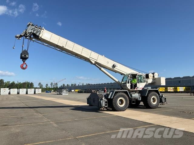 Terex RT775 رافعات الطرق الوعرة