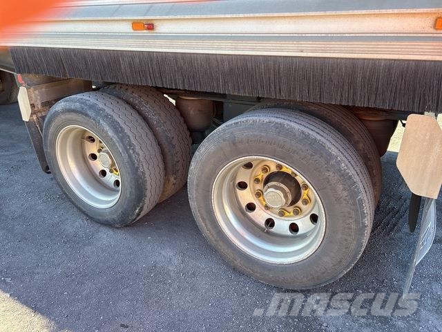 Tip Trailers R Us Vyklápacie prívesy