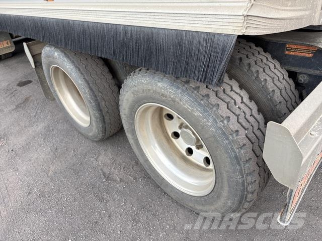 Tip Trailers R Us Vyklápacie prívesy