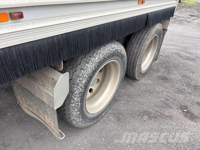 Tip Trailers R Us Vyklápacie prívesy
