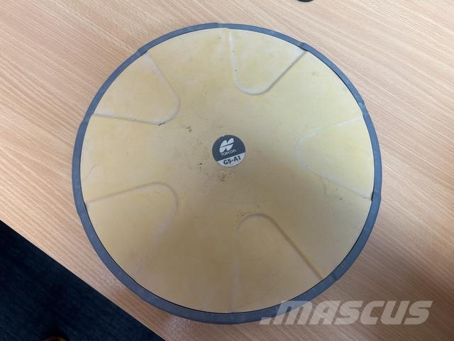 Topcon Net-G5 Other components