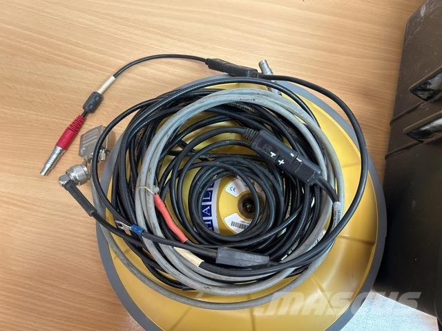Topcon Net-G5 Other components