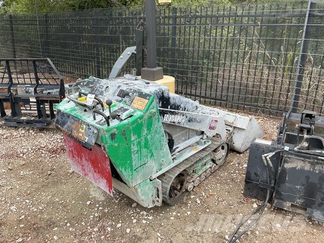 Toro 22323G Kompaktlaadurid