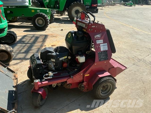 Toro 29521 通风机和垂直割草机