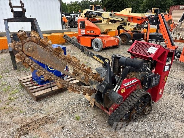 Toro TRX300 挖沟机
