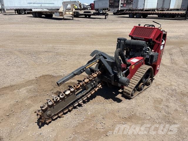 Toro TRX300 挖沟机
