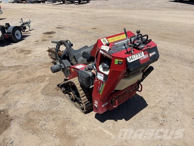 Toro TRX300 挖沟机