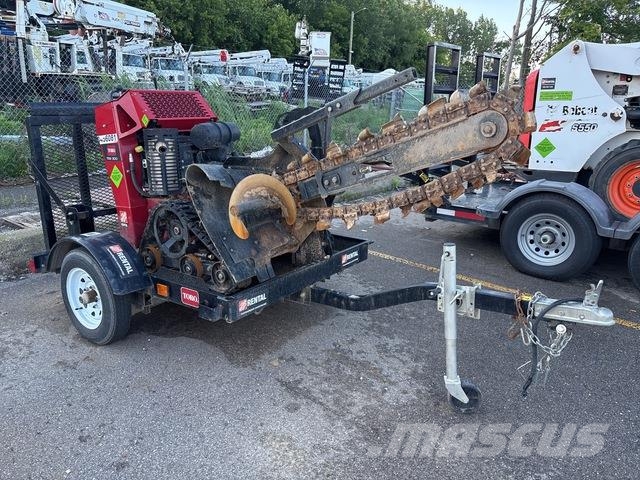 Toro TRX300 挖沟机