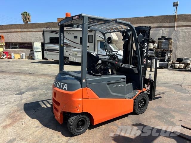 Toyota 05-8FBM30T شاحنات ذات رافعات شوكية تعمل بالكهرباء
