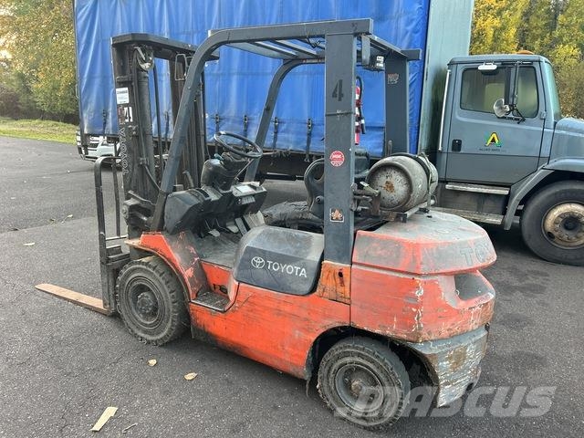 Toyota 7FGU25 Other