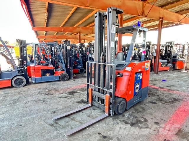 Toyota 8BNCU15 Reach truck