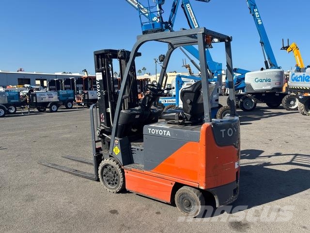 Toyota 8FBCU25 Electric forklifts