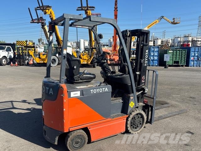 Toyota 8FBCU25 Electric forklifts