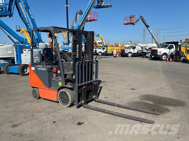 Toyota 8FBCU25 Electric forklifts