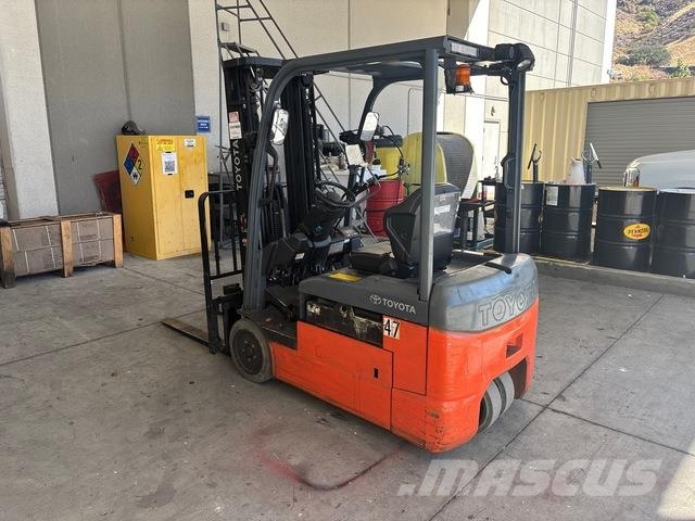 Toyota 8FBE20U شاحنات ذات رافعات شوكية تعمل بالكهرباء