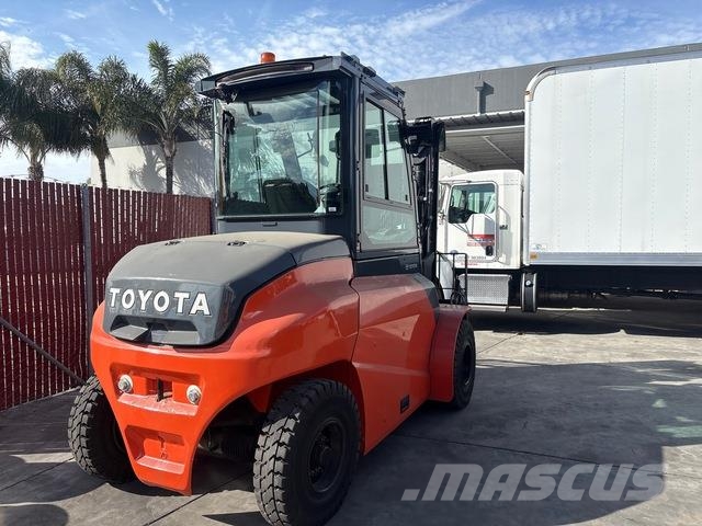 Toyota 9FBM70T Electric forklifts