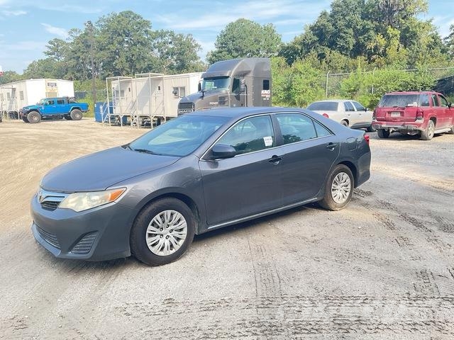 Toyota Camry Lengvieji automobiliai
