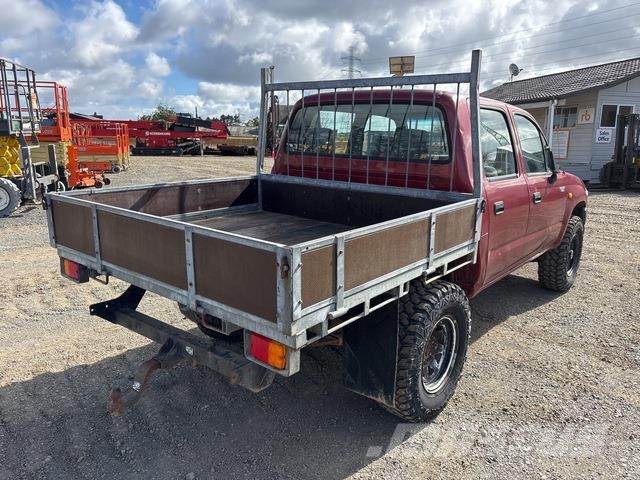 Toyota HiLux Pick up/Dropside