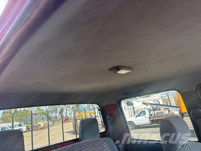 Toyota HiLux Pick up/Dropside