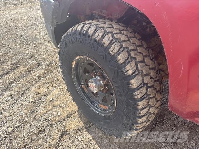Toyota HiLux Pick up/Dropside