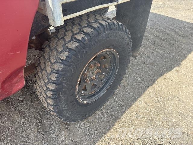 Toyota HiLux Pick up/Dropside