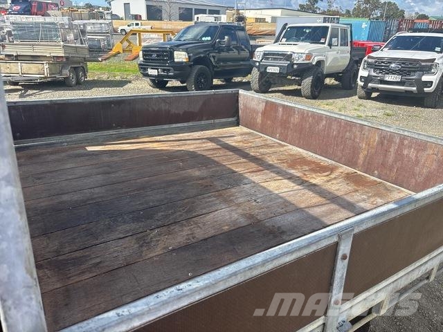 Toyota HiLux Pick up/Dropside