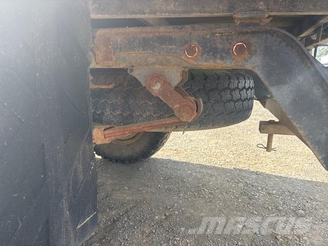 Toyota HiLux Pick up/Dropside