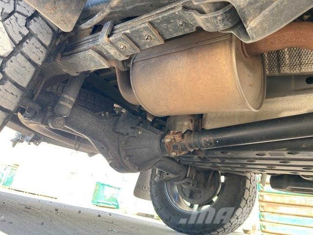 Toyota Hilux SR5 Pick up/Dropside