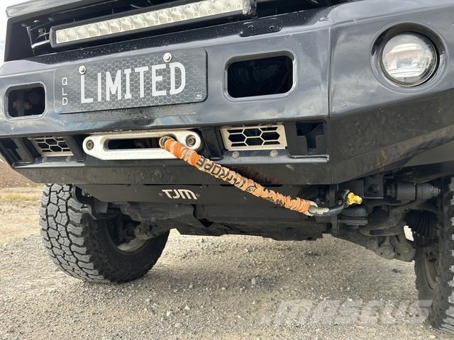 Toyota LandCruiser Sahara Інше