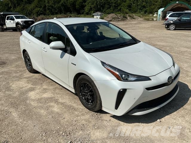 Toyota Prius PKWs