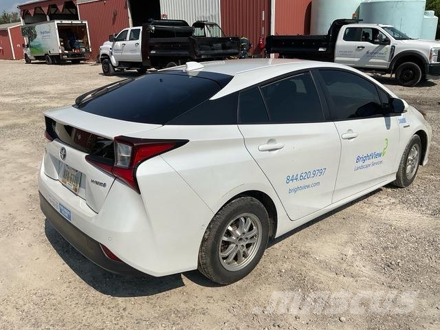 Toyota Prius PKWs