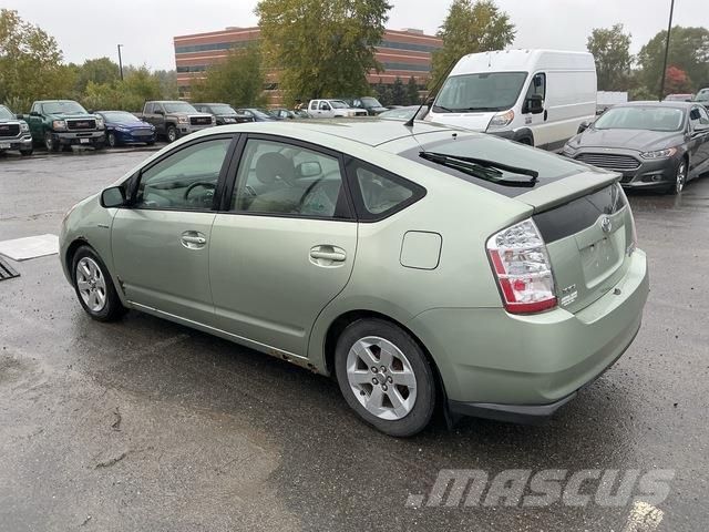Toyota Prius PKWs