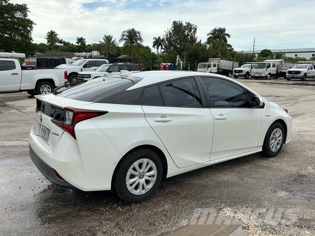 Toyota Prius Automobili