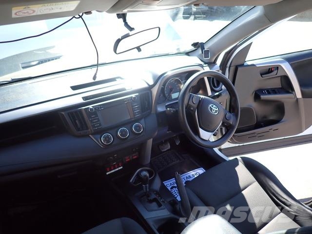 Toyota RAV4 Voiture
