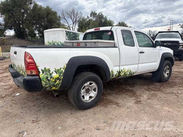 Toyota Tacoma Pick up/Dropside