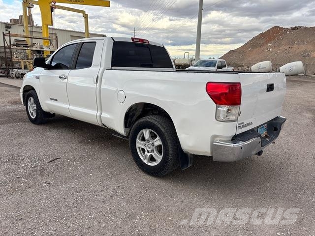 Toyota Tundra Pick up de caixa aberta