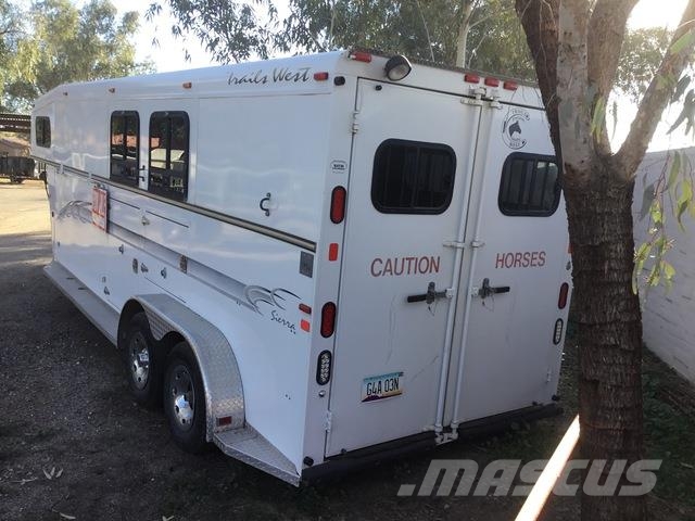 Trails West Sierra 2H Animal transport trailers