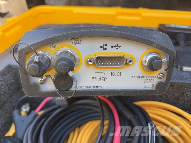 Trimble SPS855 GPS