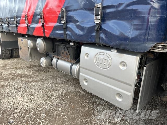UD CD 25 360 Ciężarówki firanki