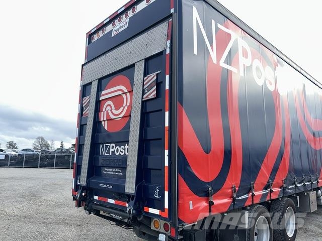 UD CD 25 360 Ciężarówki firanki