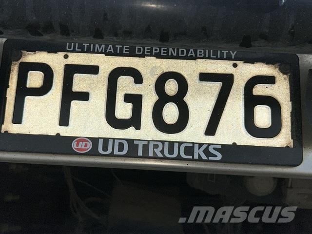 UD CD 25 360 Ciężarówki firanki