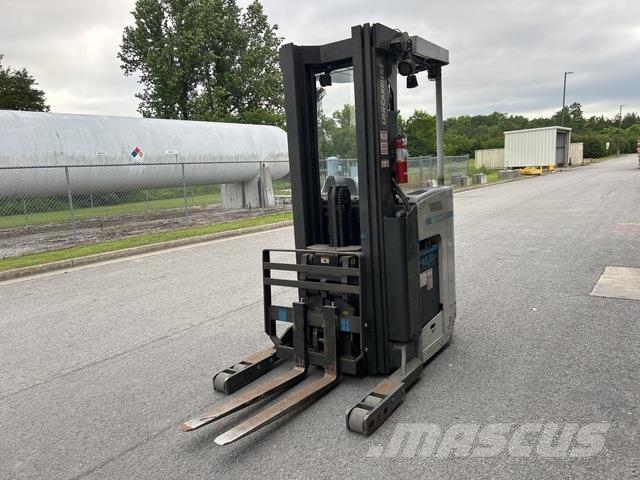 UniCarriers SRX35N شاحنات ذات رافعات شوكية تعمل بالكهرباء