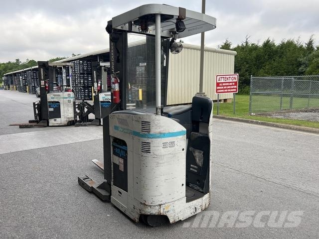 UniCarriers SRX35N شاحنات ذات رافعات شوكية تعمل بالكهرباء