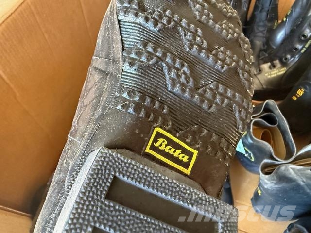 Unused Extreme Cold Temperature Boots Pneumatiky, kola a ráfky