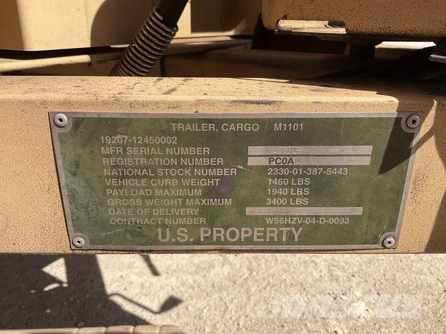 US ARMY Tank Automotive Command M1101 Andre hengere