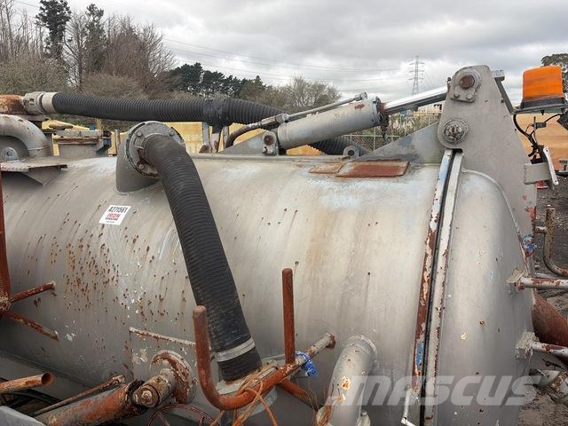  Vacuum Unit (Inoperable) Vodní čerpadla
