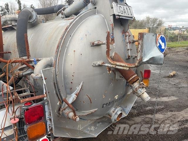  Vacuum Unit (Inoperable) Vodní čerpadla