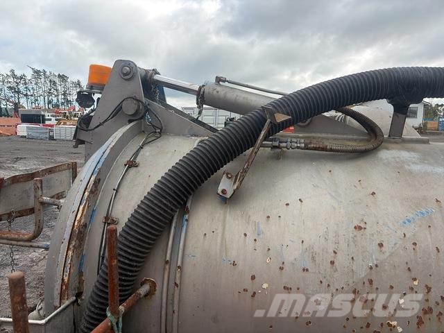  Vacuum Unit (Inoperable) Vodní čerpadla